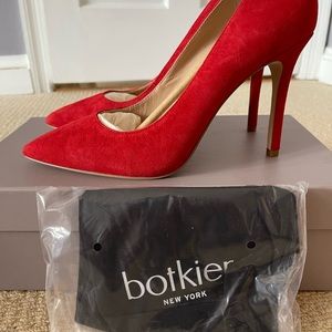 Boktier Marci Pump In Sunset Red Suede